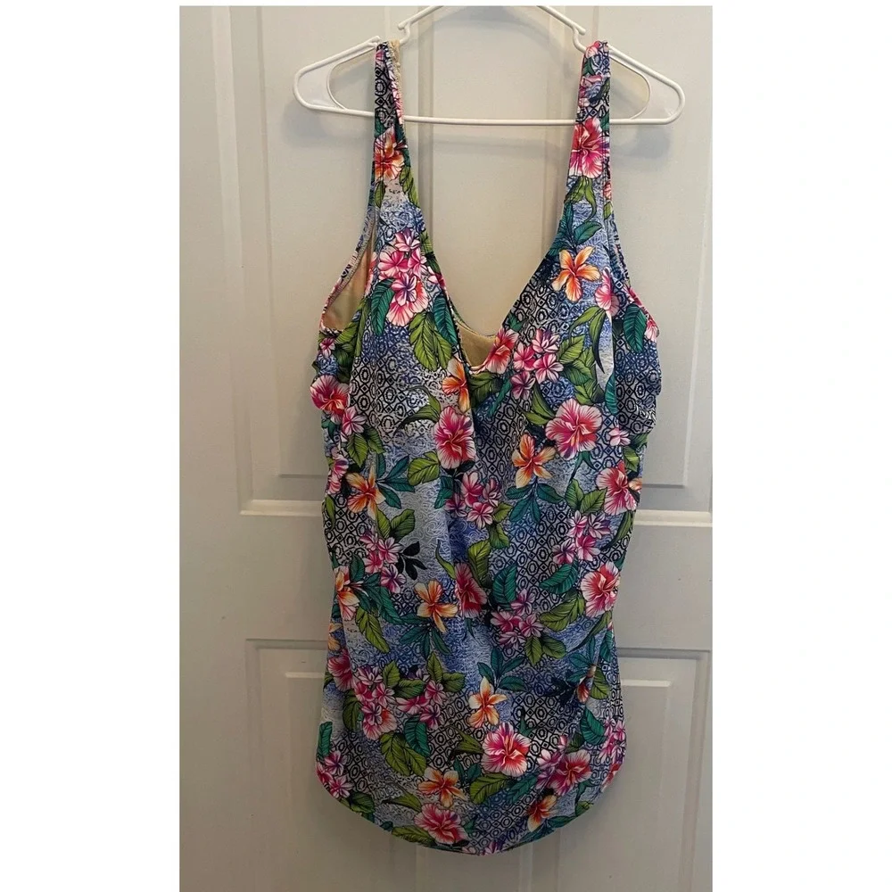 Swimsuits For All Floral Geometric One Piece Swimsuit Blue Pink Womens 34